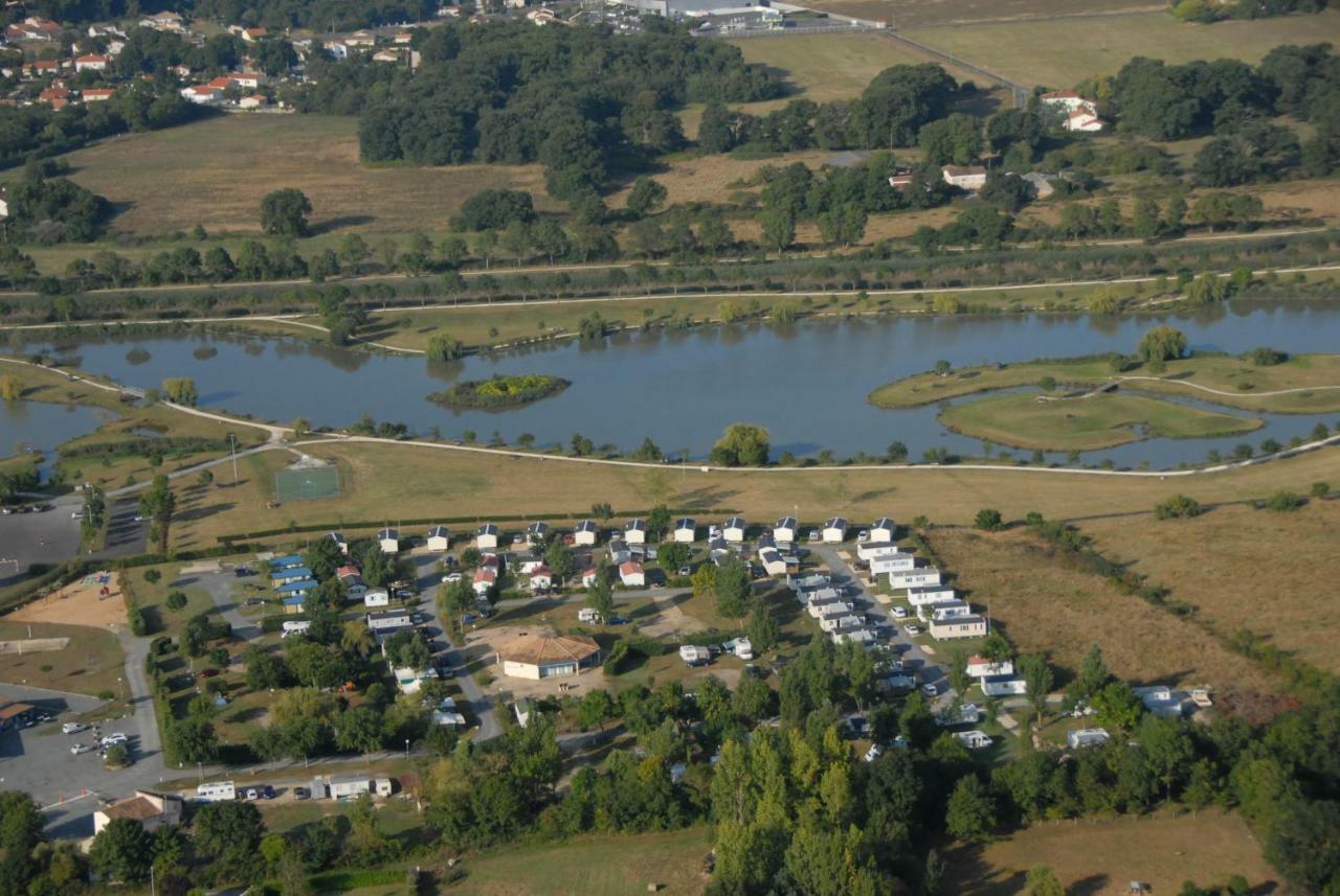 Camping Du Lac De Saujon Ngoại thất bức ảnh